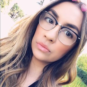 Meet your Posher, Brenda